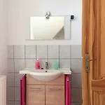 Ezo Apartmanhaz *