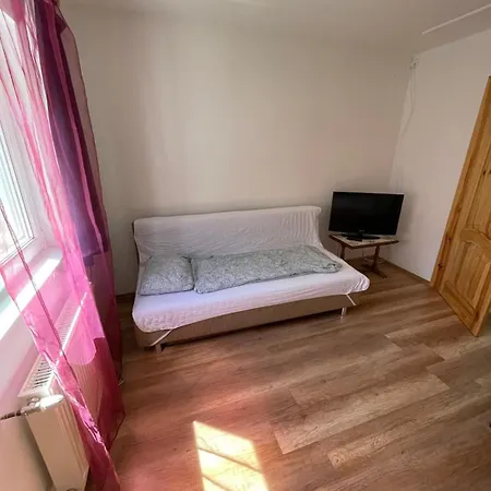 Lägenhet Ezo Apartmanhaz