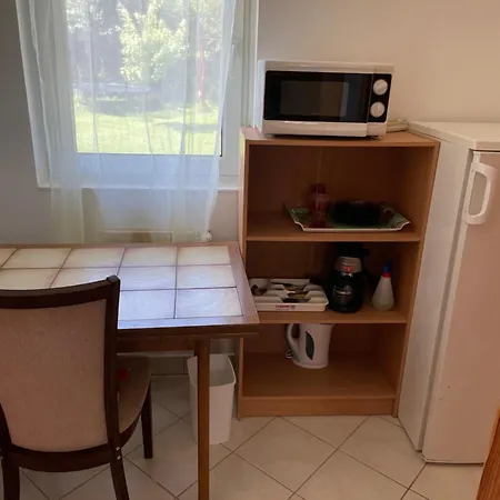 Apartament Ezo Apartmanhaz