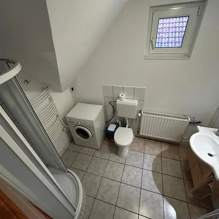 Ezo Apartmanhaz *