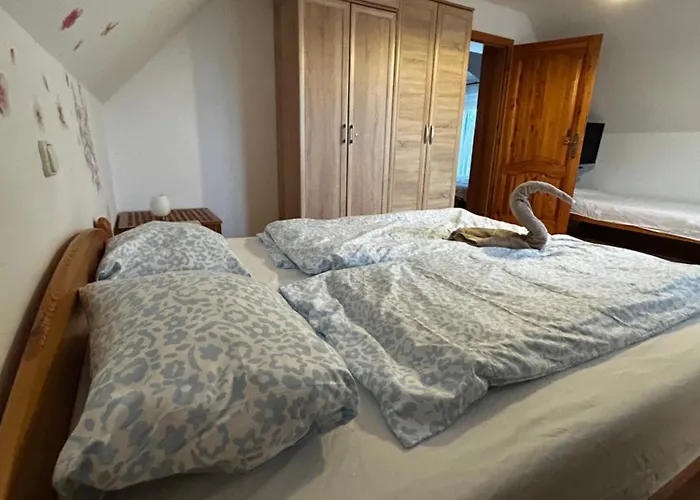 Ezo Apartman Balatonberény